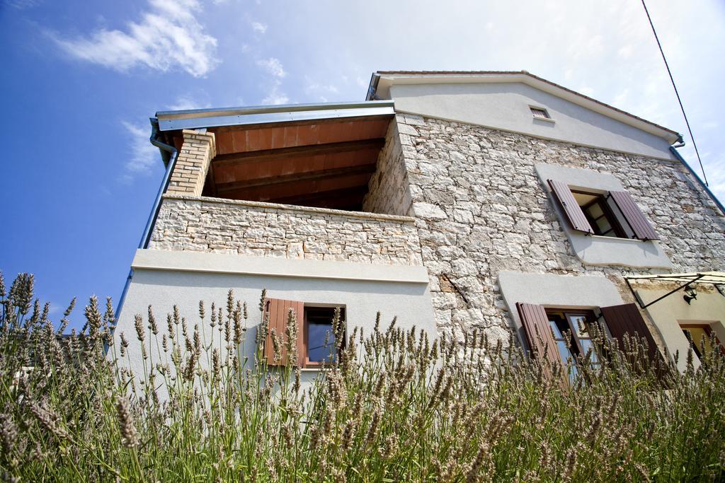 Holiday Home Stancija Becic Mugeba 외부 사진